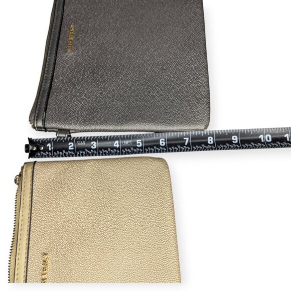 Ellen Tracy Two Piece Stingray Wristlet Set Pewter & Gold Wallet - Picture 10 of 11